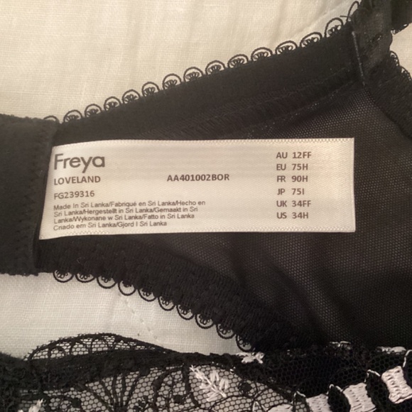 COPY - Freya Loveland Plunge Bra black 34H NWT - Picture 3 of 4